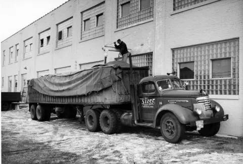 Sizer grain delivery
